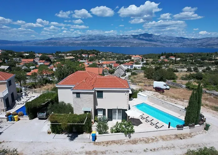 Allegra W Private Pool Škrip