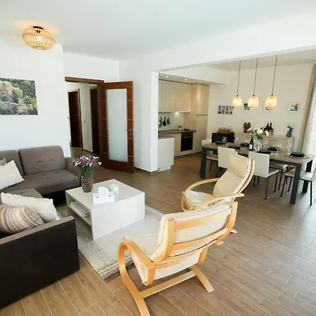 Allegra W Private Pool Škrip